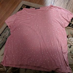 Mauve short sleeve with silver dots